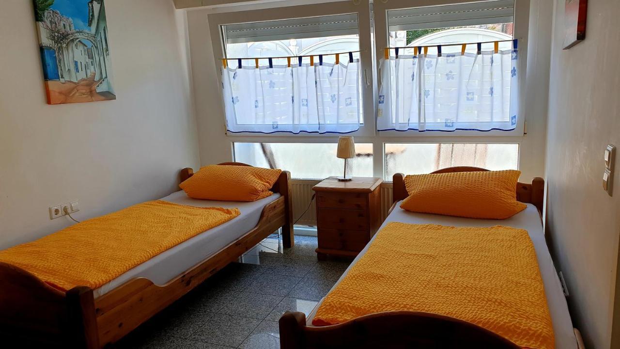 Apartmenthaus "Zum Lowen" Heidelberg - Ziegelhausen Eksteriør billede