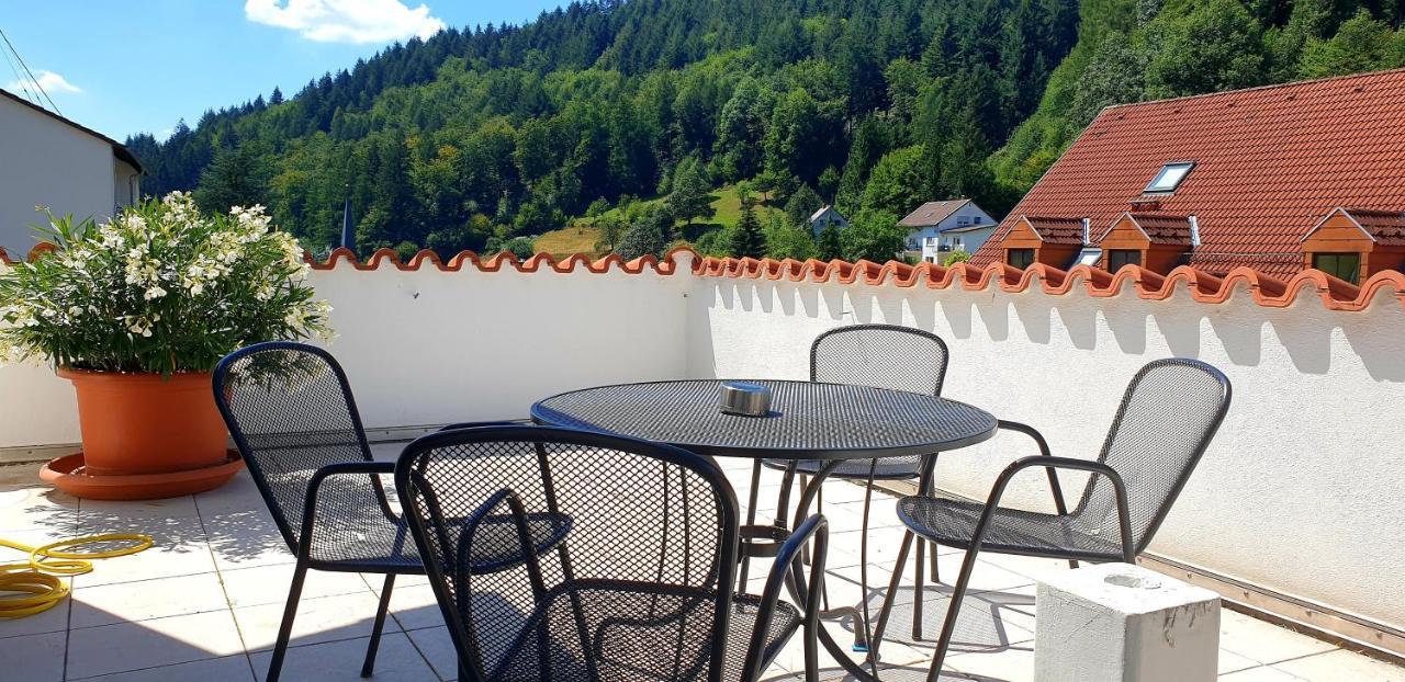 Apartmenthaus "Zum Lowen" Heidelberg - Ziegelhausen Eksteriør billede