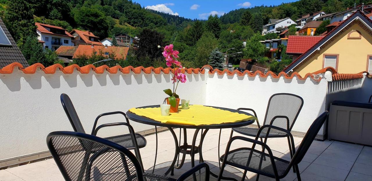 Apartmenthaus "Zum Lowen" Heidelberg - Ziegelhausen Eksteriør billede