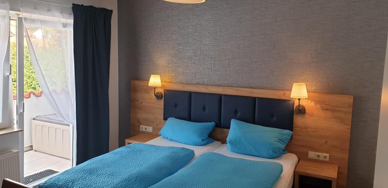 Apartmenthaus "Zum Lowen" Heidelberg - Ziegelhausen Eksteriør billede