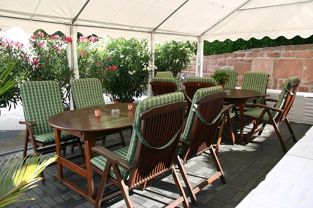 Apartmenthaus "Zum Lowen" Heidelberg - Ziegelhausen Eksteriør billede