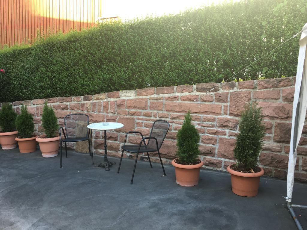 Apartmenthaus "Zum Lowen" Heidelberg - Ziegelhausen Eksteriør billede