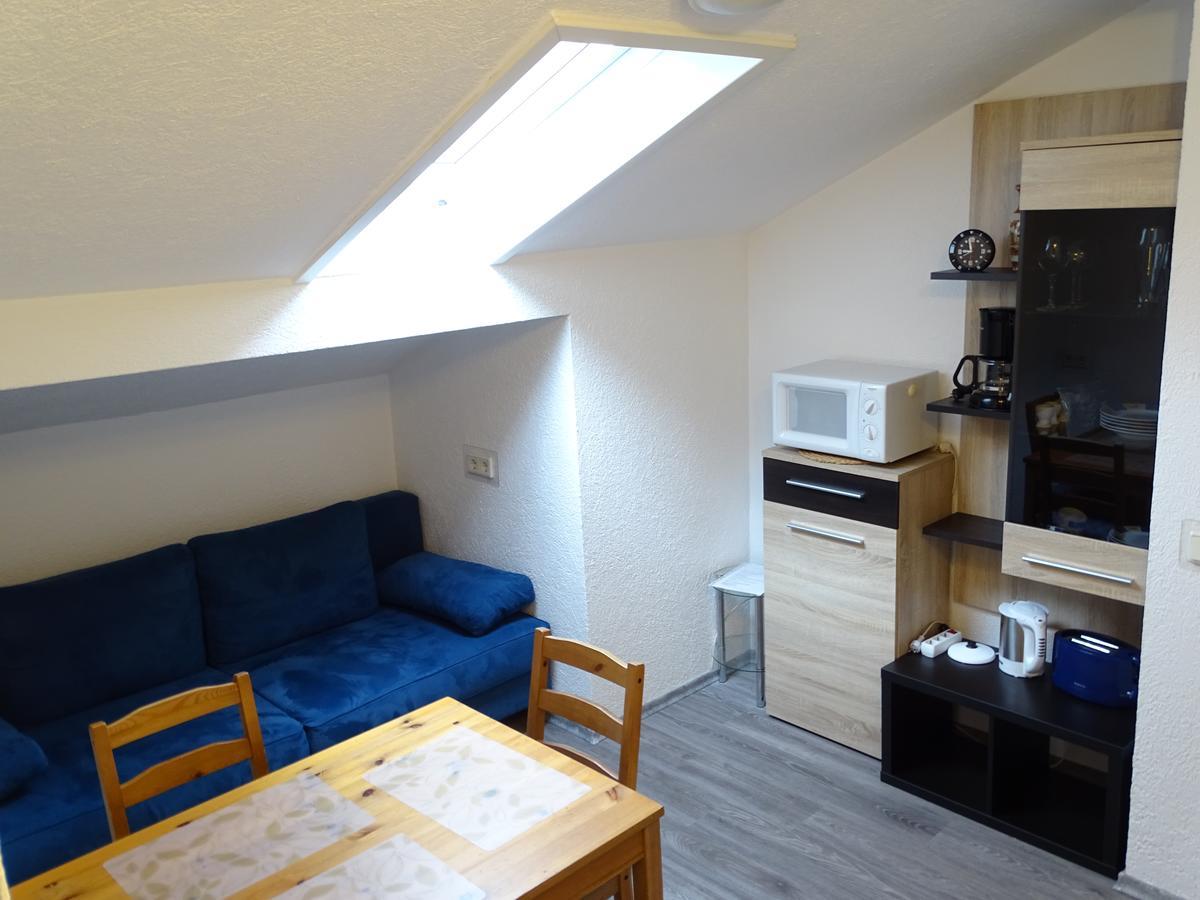 Apartmenthaus "Zum Lowen" Heidelberg - Ziegelhausen Eksteriør billede